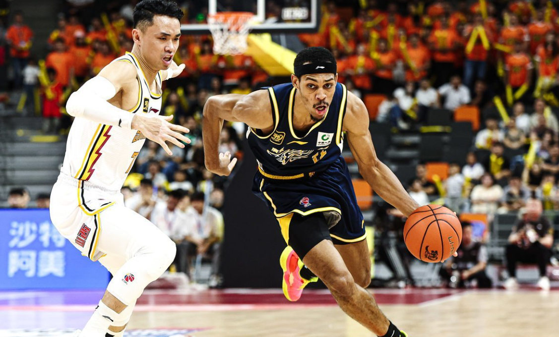 赛后意甲焦点战，广东宏远防线松动，引发热议，数据趋势出现新变化(广东宏远赛程表)-亚博网页版