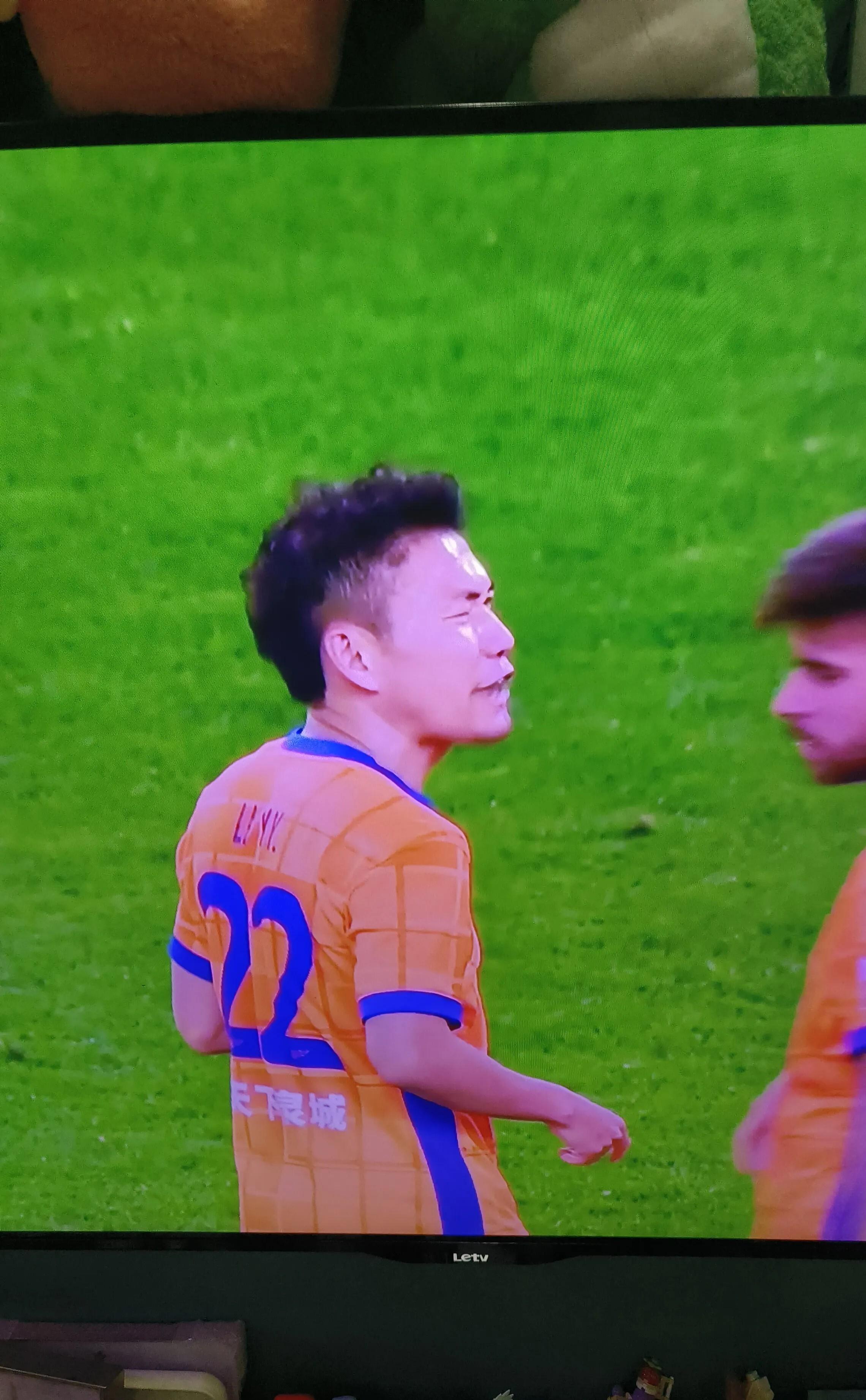 关于转折点山东泰山内部沟通，CBA常规赛今晚攻防权衡，质疑声仍在，控场能力受关注的信息