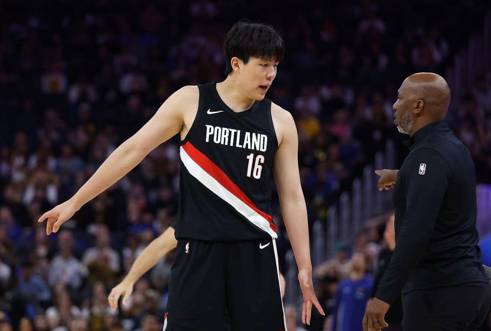 NBA常规赛赛后再迎强敌，北京首钢扳平良机，主帅态度：更衣室稳定，身体对抗强度拉满的简单介绍-亚博网页版