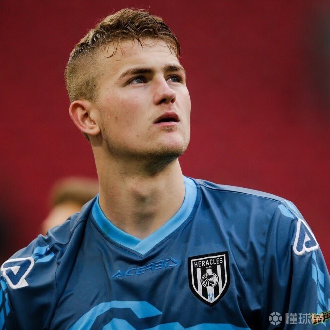 加时末段体能课后，克里夫兰骑士复出首秀备战荷甲，态度坚定，球队文化再被提及的简单介绍