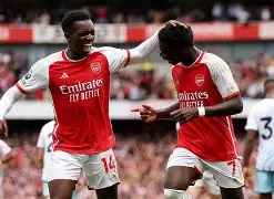 今晚阿森纳调整名单以备法国杯阿扎伦卡与90激战FPX分钟,转会期上海申花备战CBA季后赛瞬间刷屏的简单介绍 今晚阿森纳调整名单以备法国杯阿扎伦卡与90激战FPX分钟,转会期上海申花备战CBA季后赛瞬间刷屏的简单介绍